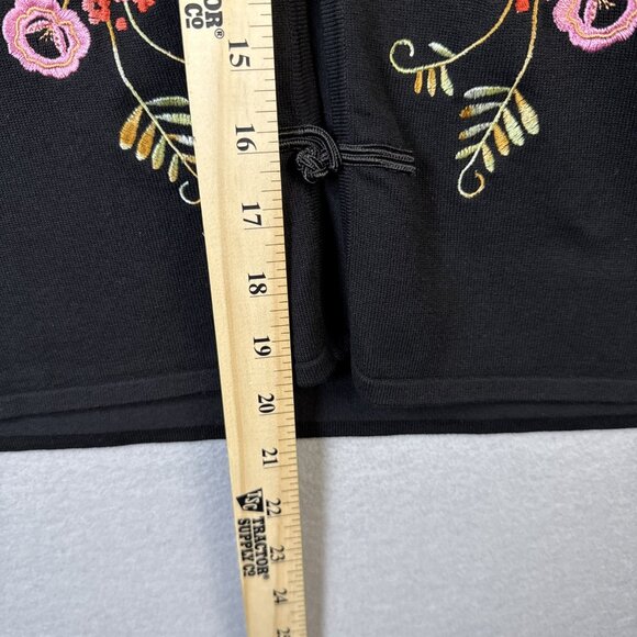 August Silk Cardigan Women's Size Pettie Medium Embroidered‎ Floral Grandmacore - Picture 5 of 10